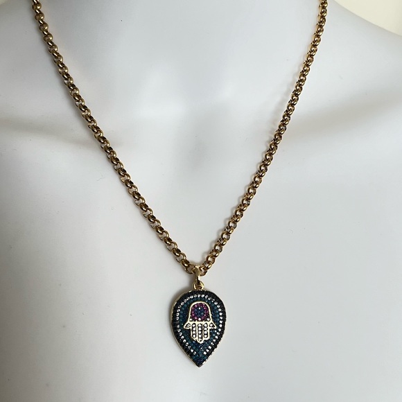 Elegant Evil Eye Necklace - Zircon Old Money Aesthetic Necklace - Hamsa Necklace - Picture 7 of 8